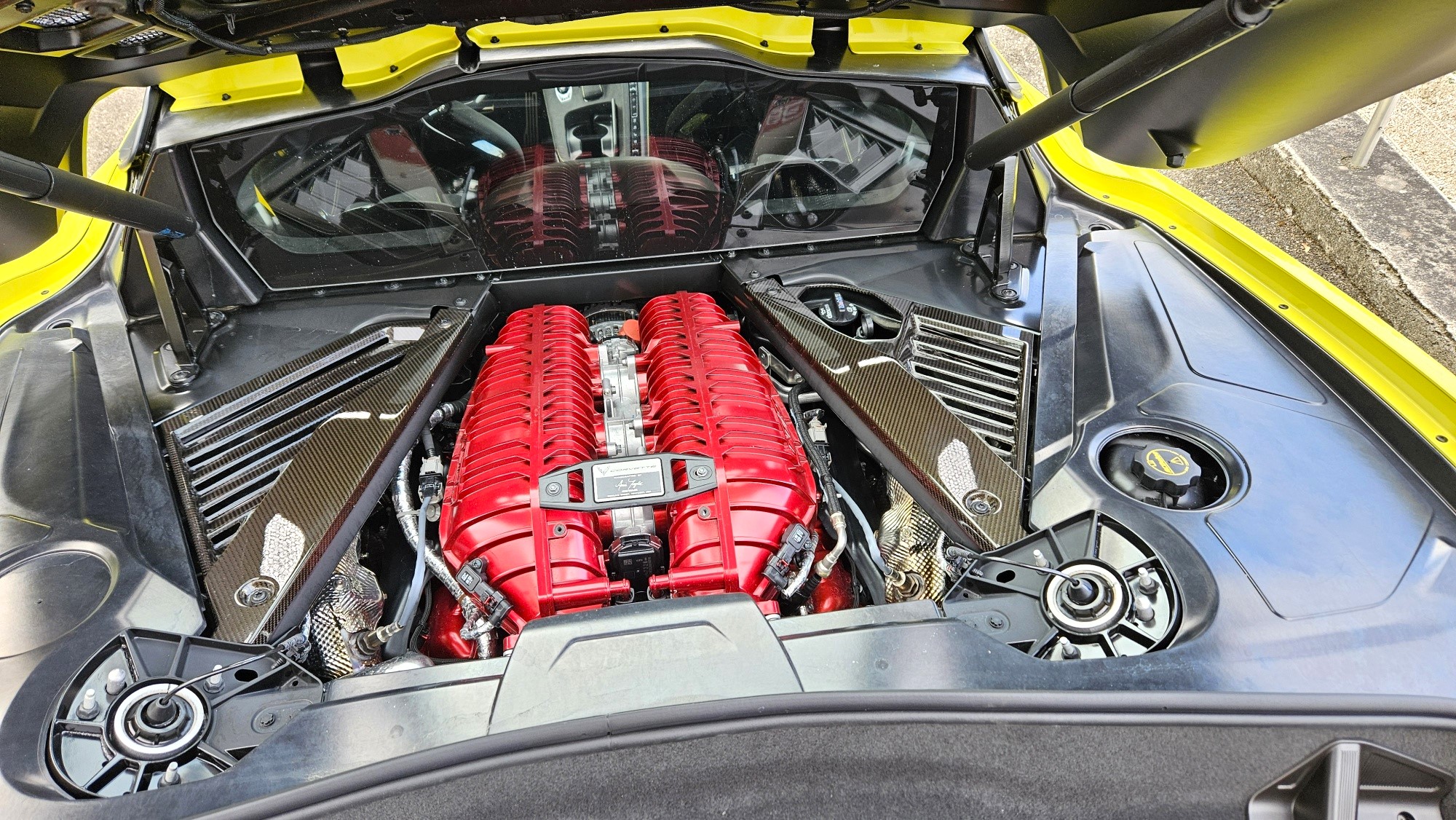 Z0624yellowengineredcover