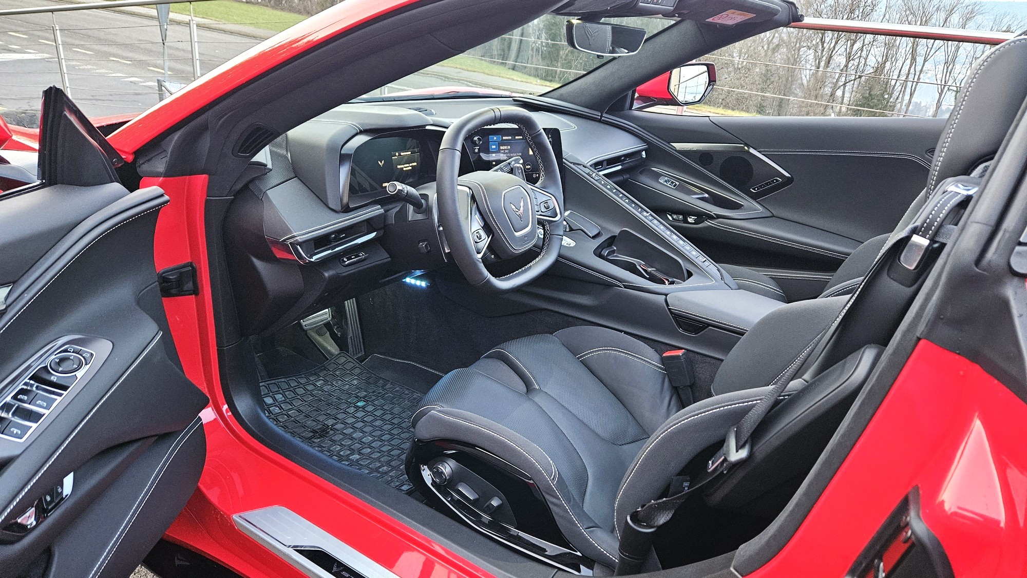 C8HTCTorchRedexAlbrinteriorinstrpaneldrsideopen